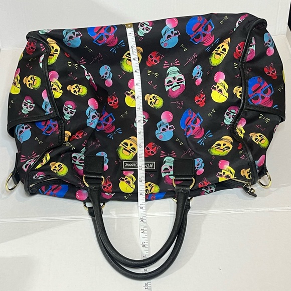 Betsey Johnson Skull Print Duffle Bag - Picture 9 of 10